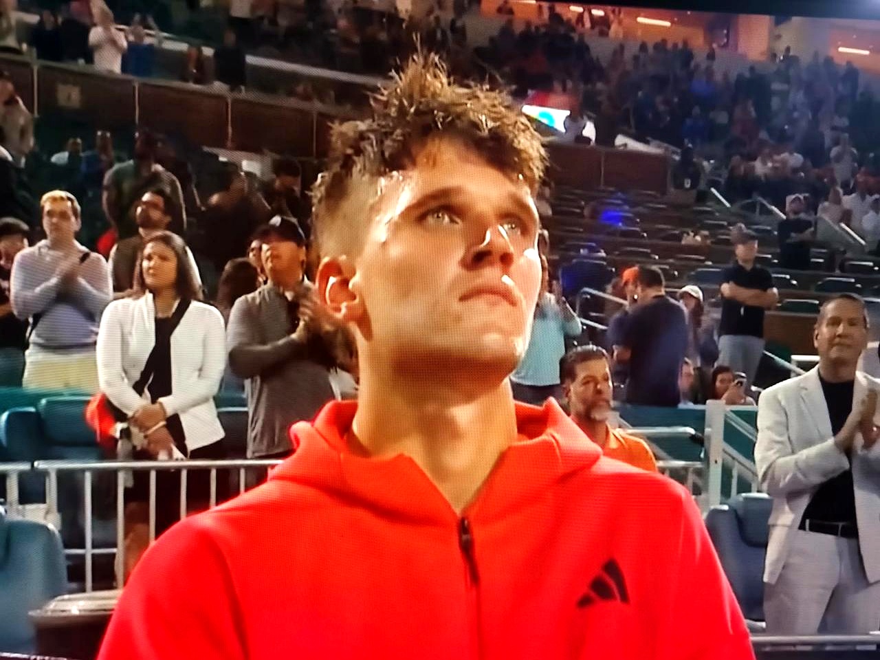 包含德约科维奇遭遇五连败，阿森纳教练面临压力！的词条开云app下载