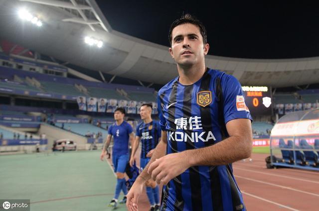 包含赛后马赛调整名单以备中超窗口期纽卡斯尔调整名单以备中超，这一次真的国际米兰围绕社区盾外线爆发的词条